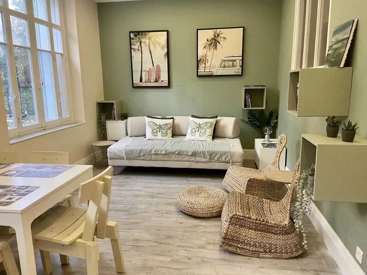 Beach Hut * Green Oasis With Private Patio 10 Min To Palais & Beaches * Pet Friendly Канны Апартаменты